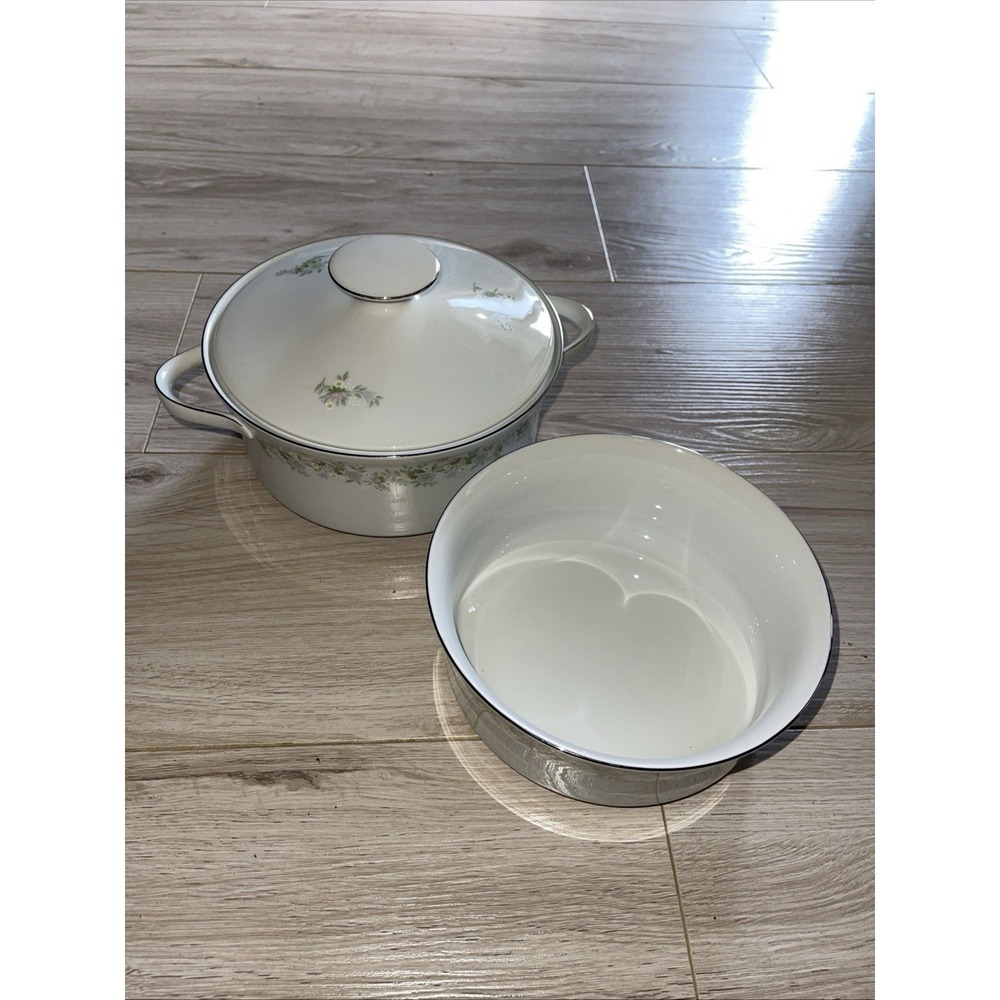 Johann Haviland Blue Garland Round Vegetable Bowls Set of 2 Bavaria Germany